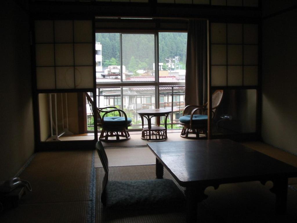 Miharaya Ryokan Gujo Rom bilde